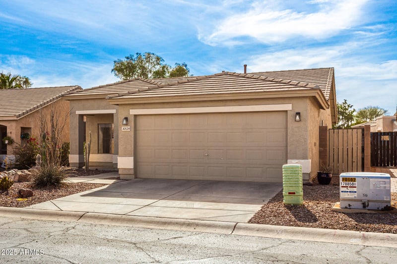 30124 N Sunray Dr, San Tan Valley, AZ 85143