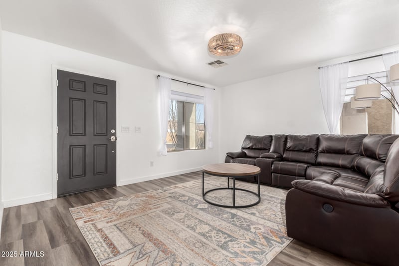 30124 N Sunray Dr, San Tan Valley, AZ 85143