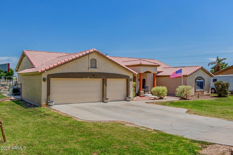 3013 201st Dr, Buckeye, AZ 85326