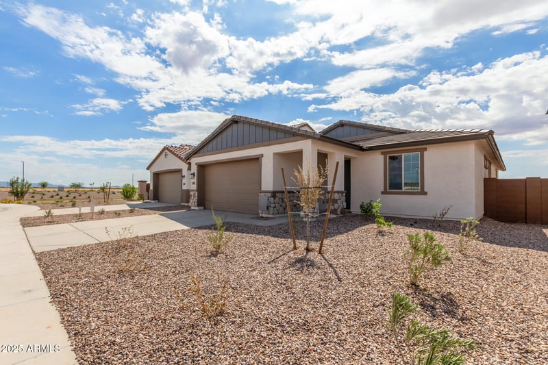 3013 Mecklenburg Way, San Tan Valley, AZ 85143