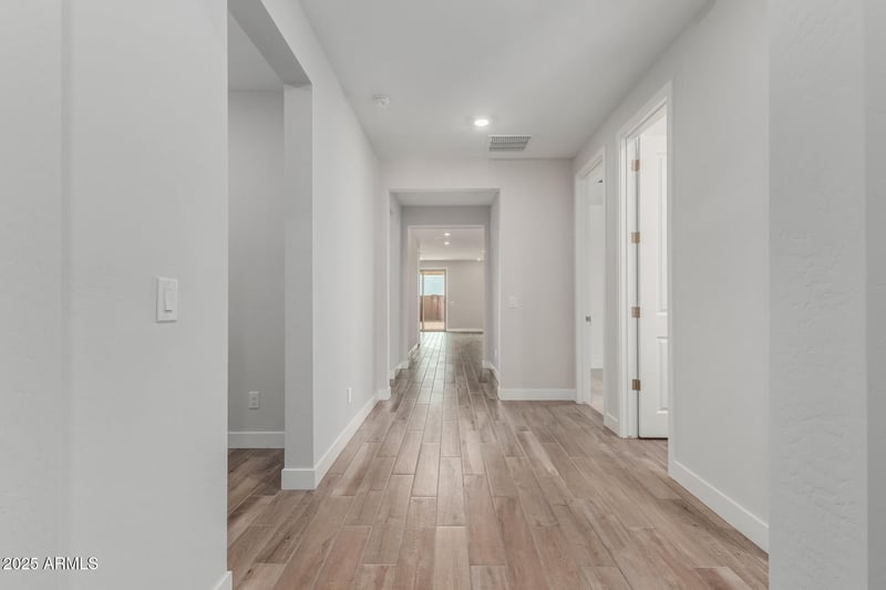 3013 Mecklenburg Way, San Tan Valley, AZ 85143