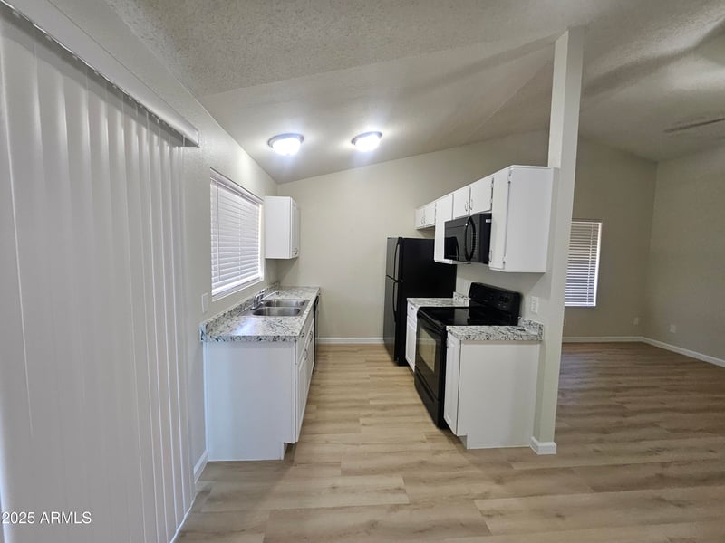 3013 Monona Dr, Phoenix, AZ 85027