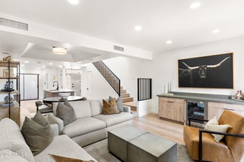 3013 Rose Ln, Phoenix, AZ 85016