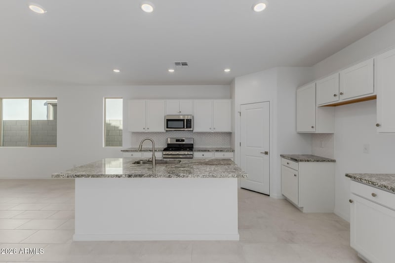 30137 W Palo Brea Way, Buckeye, AZ 85396