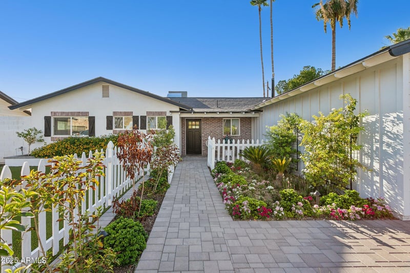 3014 53rd Pl, Phoenix, AZ 85018