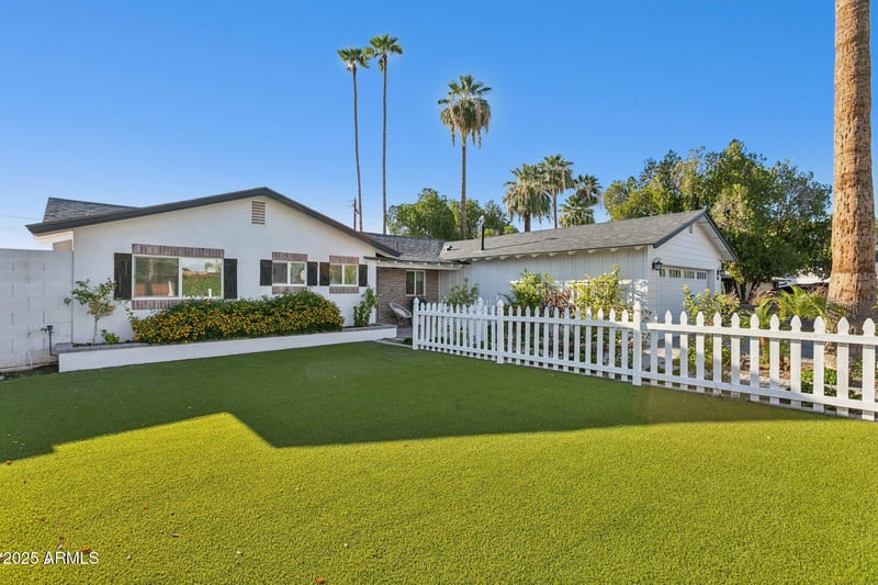 3014 53rd Pl, Phoenix, AZ 85018