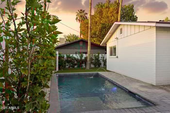 3014 53rd Pl, Phoenix, AZ 85018