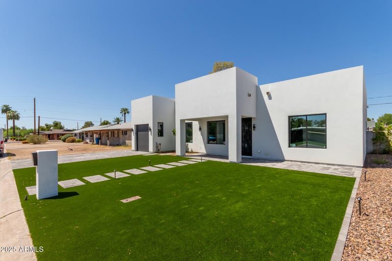 3014 Avalon Dr, Phoenix, AZ 85016
