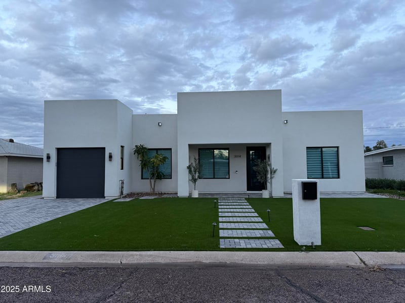 3014 Avalon Dr, Phoenix, AZ 85016