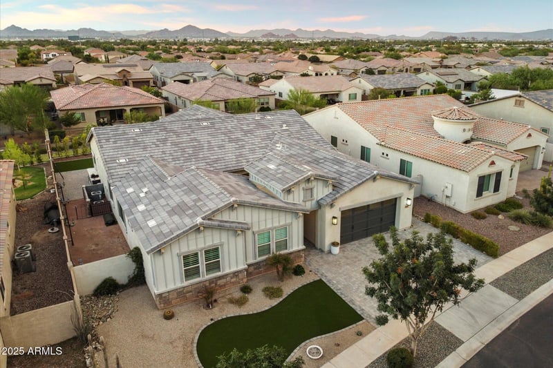 3014 E Desert Ln, Phoenix, AZ 85042