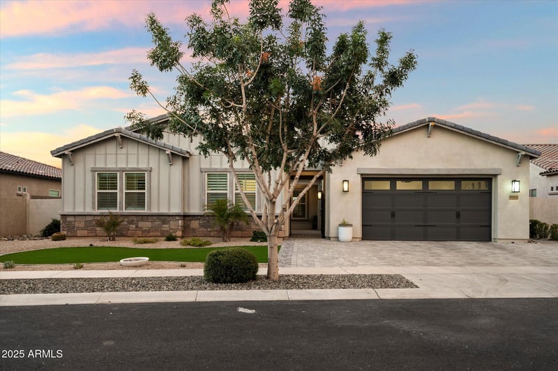 3014 E Desert Ln, Phoenix, AZ 85042