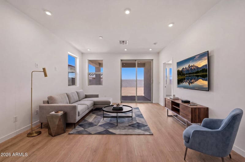 3014 Villa Ave, San Tan Valley, AZ 85143