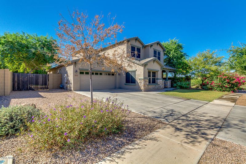 3015 E Blue Ridge Way, Gilbert, AZ 85298