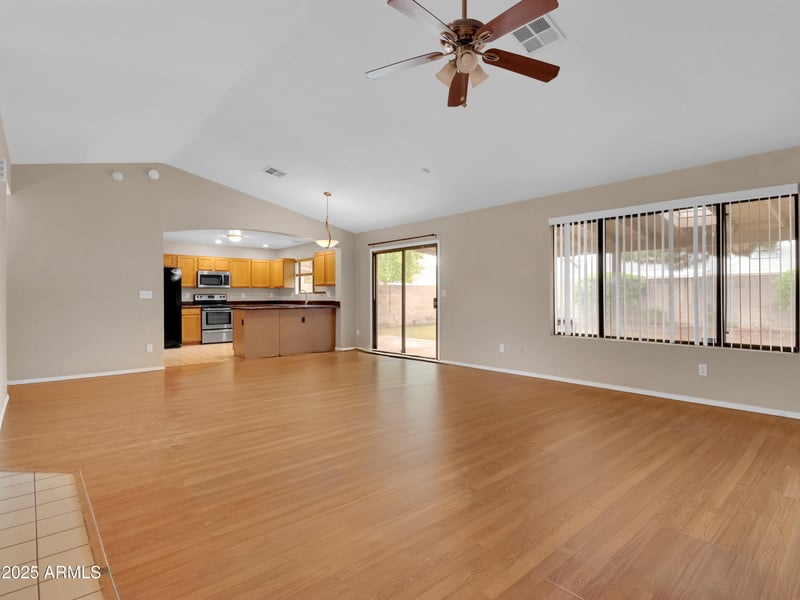 3015 Patrick Ln, Phoenix, AZ 85027