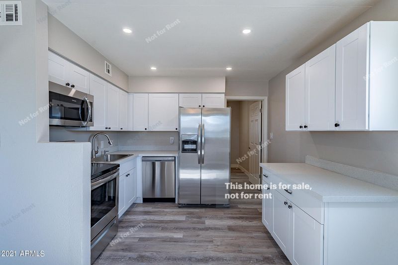 3015 W Dunlap Ave, Phoenix, AZ 85051