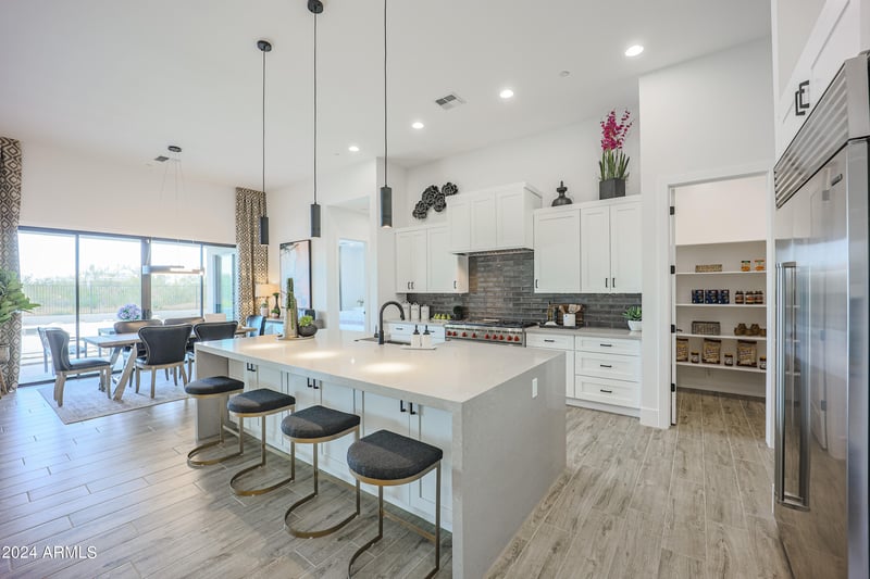 3015 W Irvine Rd, Phoenix, AZ 85086