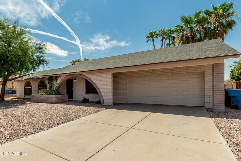 3015 Waltann Ln, Phoenix, AZ 85053