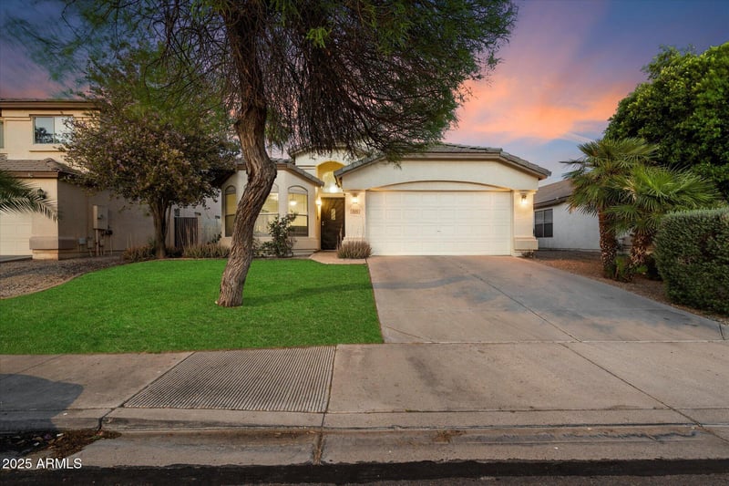 3015 Woodruff Dr, Mesa, AZ 85212