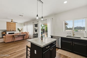 30158 N Royal Oak Way, San Tan Valley, AZ 85143