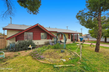 3016 35th Dr, Phoenix, AZ 85019