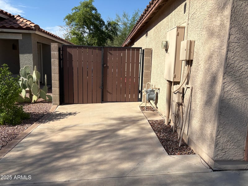 3016 Blue Sky Dr, Phoenix, AZ 85083