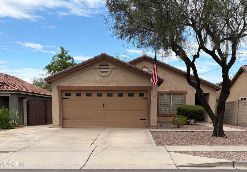 3016 Blue Sky Dr, Phoenix, AZ 85083