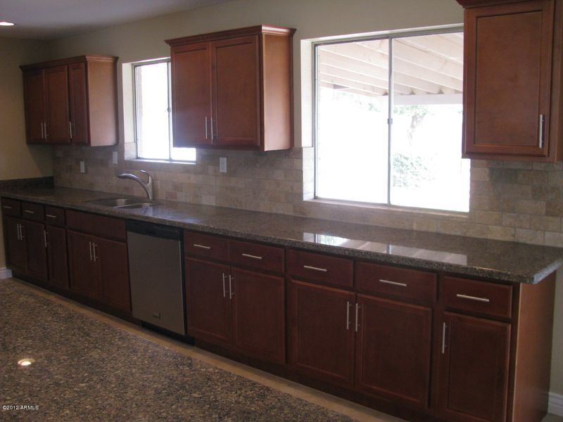 3016 E Desert Cove Ave, Phoenix, AZ 85028