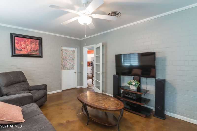 3016 E Hubbell St, Phoenix, AZ 85008