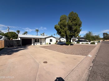 3016 N 47th St, Phoenix, AZ 85018