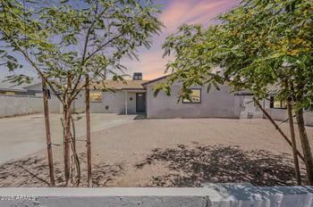 3017 46th Dr, Phoenix, AZ 85031