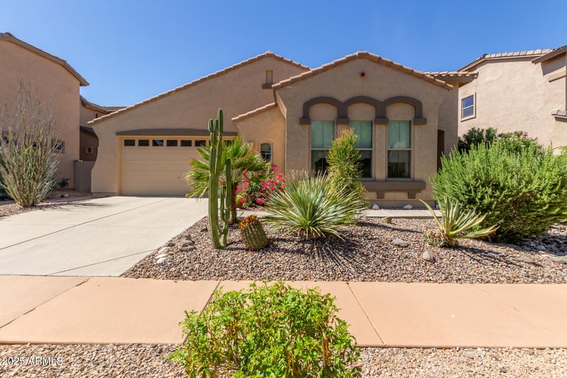 3017 Gran Paradiso Dr, Phoenix, AZ 85086