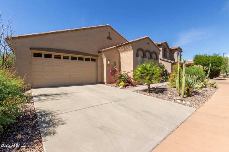 3017 Gran Paradiso Dr, Phoenix, AZ 85086