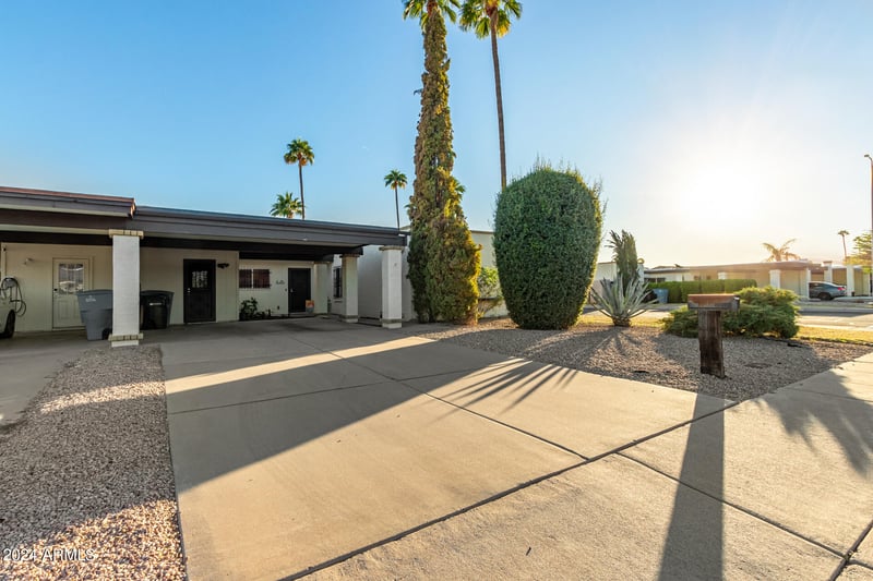 3017 Hearn Rd, Phoenix, AZ 85053