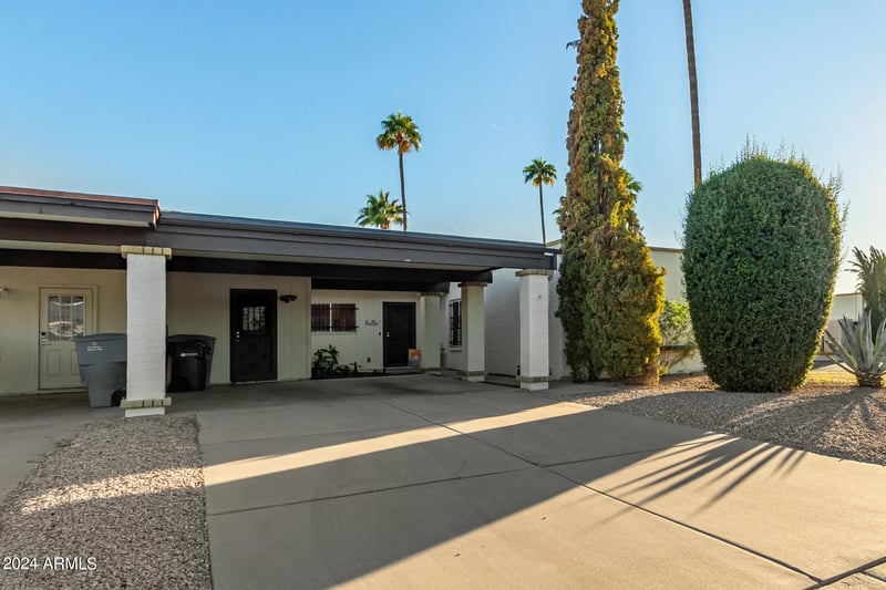 3017 Hearn Rd, Phoenix, AZ 85053
