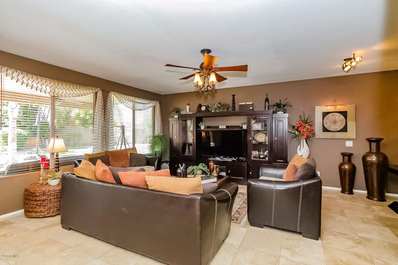 3017 W Glass Ln, Phoenix, AZ 85041