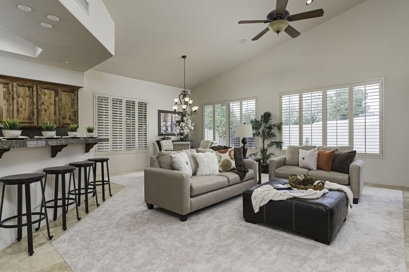 3018 E Hazelwood St, Phoenix, AZ 85016