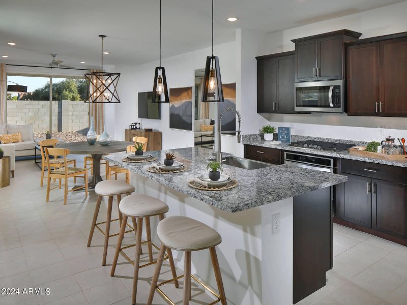 3018 E Lilly Jane Way, San Tan Valley, AZ 85143
