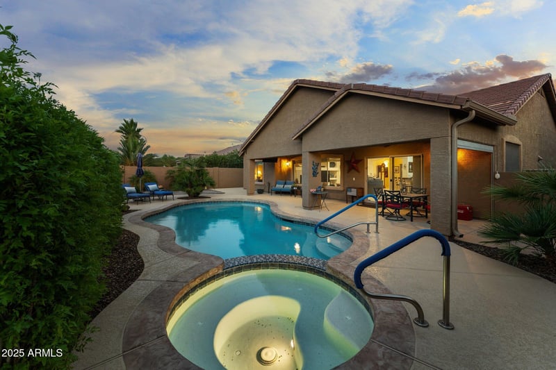 3018 Vernon St, Gilbert, AZ 85298
