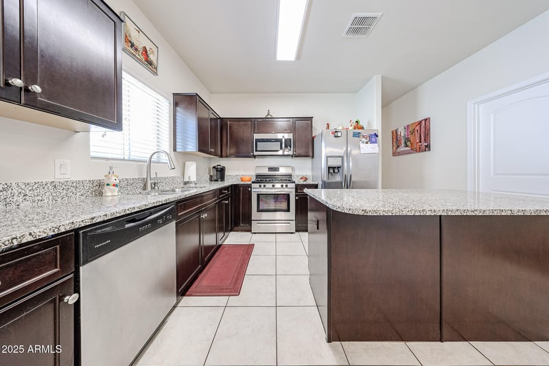 30186 Pinchot Ave, Buckeye, AZ 85396