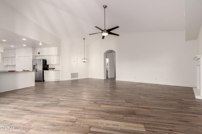 3019 E Redfield Rd, Phoenix, AZ 85032