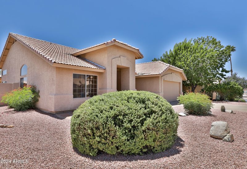 3019 E South Fork Dr, Phoenix, AZ 85048