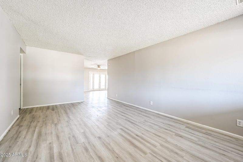 3019 Libby St, Phoenix, AZ 85053