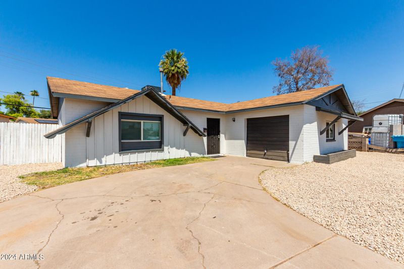 3019 N 56th Ave, Phoenix, AZ 85031