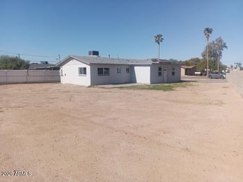 302 3rd Ave E, Buckeye, AZ 85326