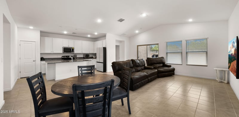 3020 Bent Tree Dr, Phoenix, AZ 85083