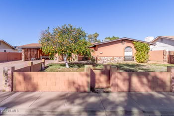 3020 Des Moines St, Mesa, AZ 85213