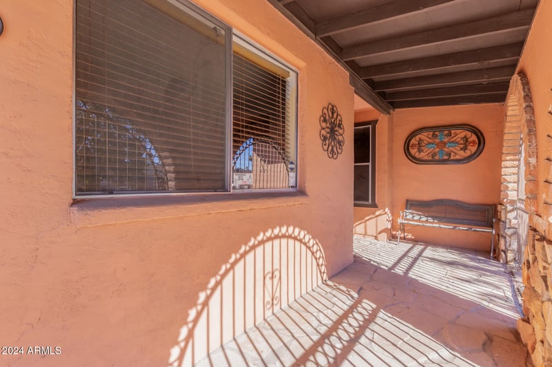 3020 Des Moines St, Mesa, AZ 85213