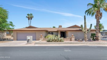 3020 E Calaveros Dr, Phoenix, AZ 85028