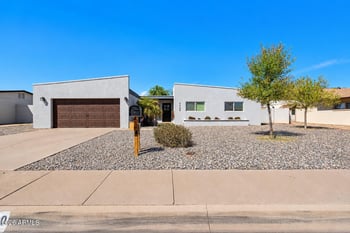 3020 E Larkspur Dr, Phoenix, AZ 85032