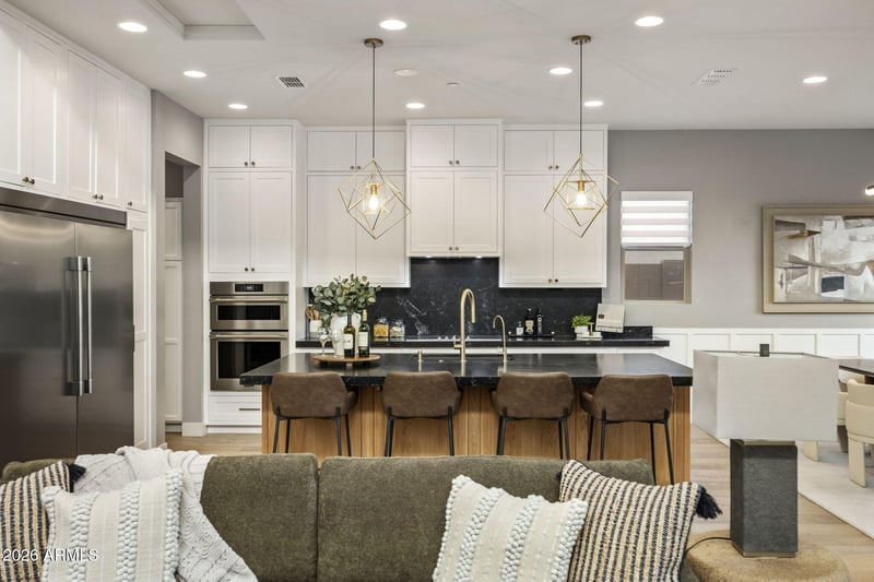 3020 E Los Gatos Dr, Phoenix, AZ 85050